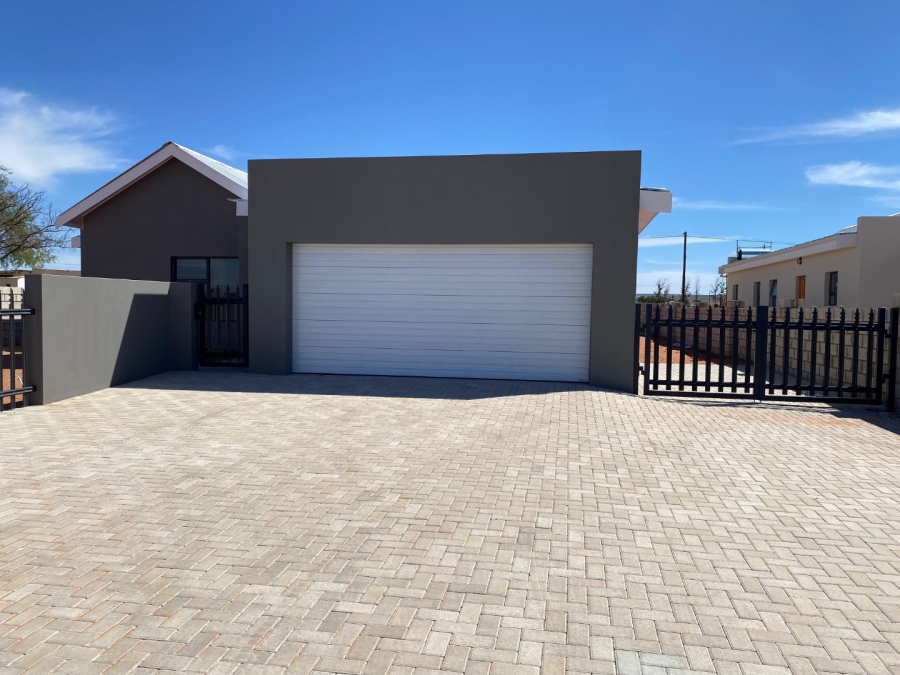 3 Bedroom Property for Sale in Vredendal Western Cape